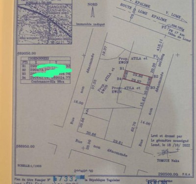 démi lot cloturé avec titre foncier à 300m du goudron